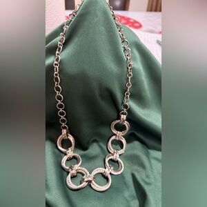 Elegant Silver Link Necklace